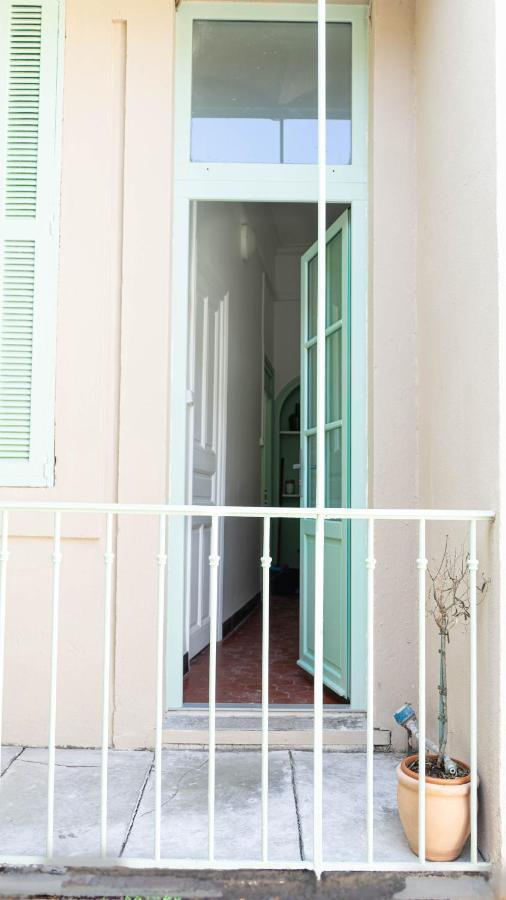 Le Petit Provencal Apartamento Nimes Exterior foto