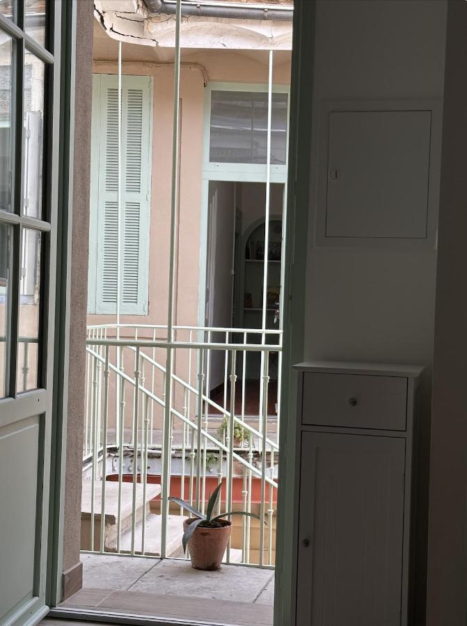 Le Petit Provencal Apartamento Nimes Exterior foto